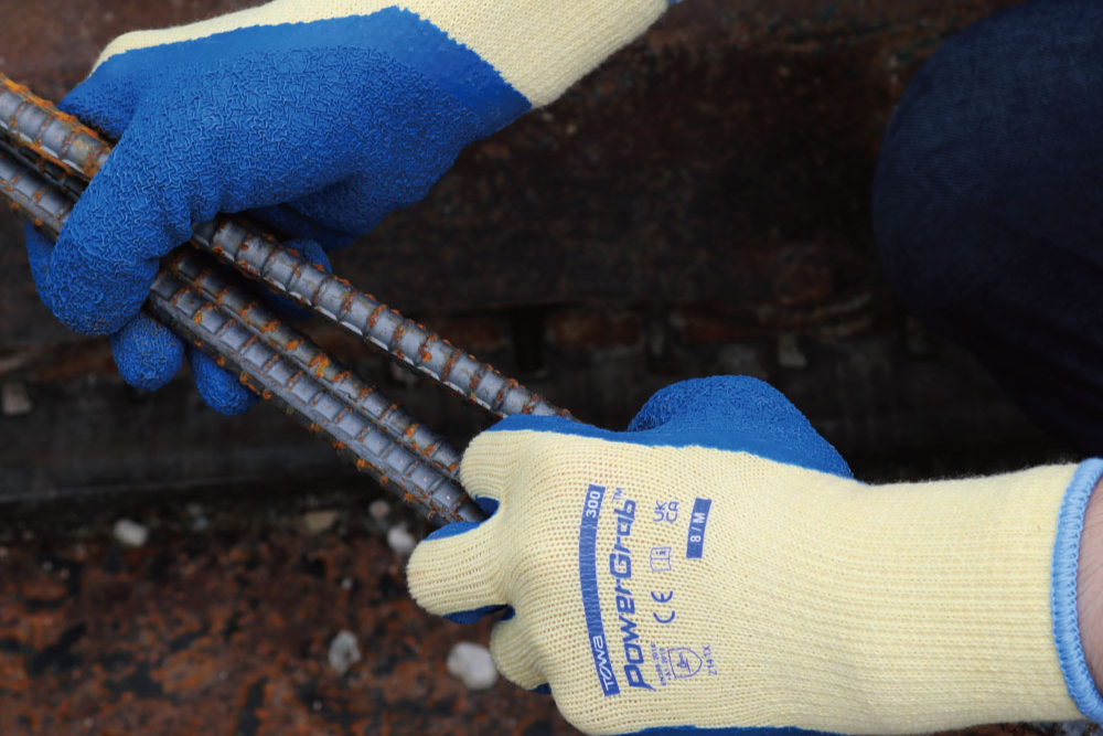 Resources Oil & Cut Resistance Gloves 29