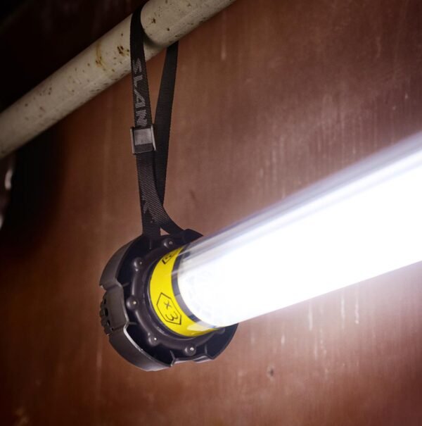 SLAM Hornet Neos Linear 2LED